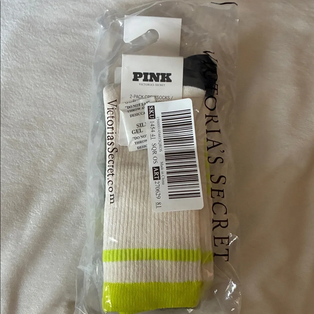 PINK Victoria’s Secret 2-Pack Crew Socks
